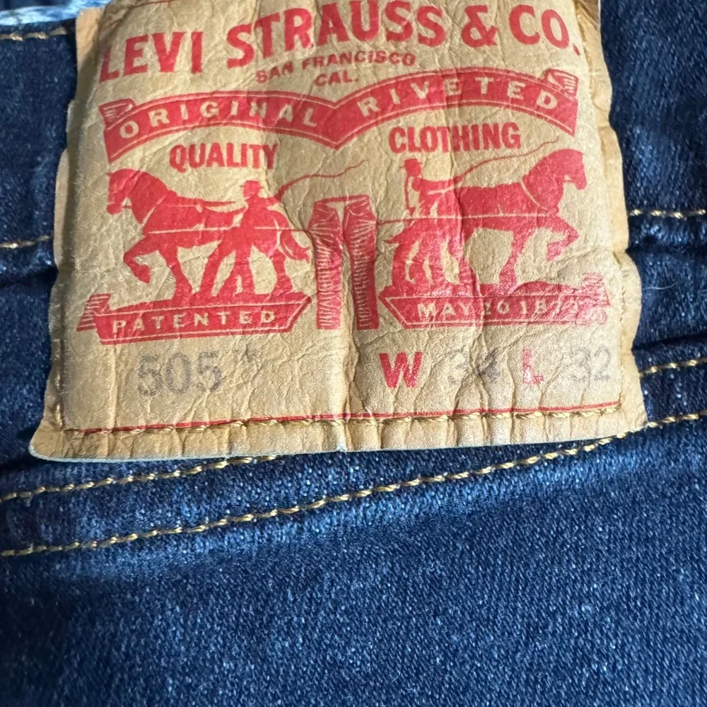 Levis 505 Regular Fit Straight Leg Jeans‎ Dark Wash Blue Mens 34x32 00505-2122